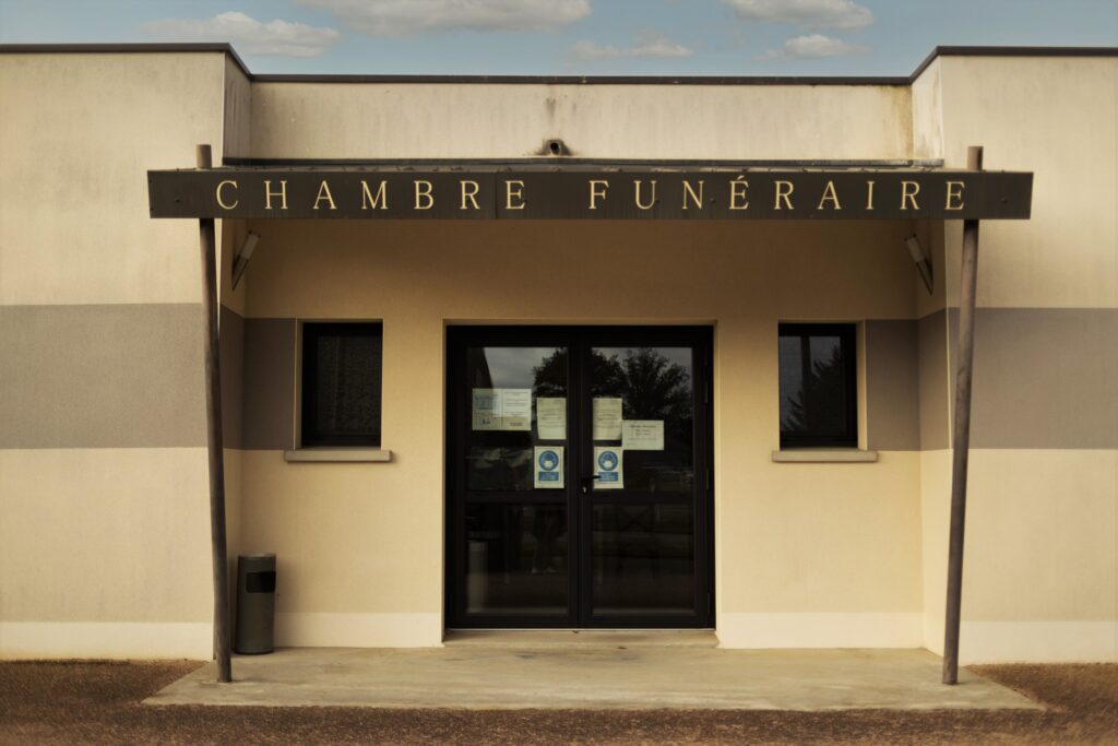 devanture chambre funeraire